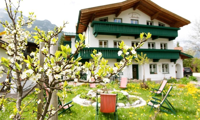Weidach Hotel | Bio-Landpension Monika