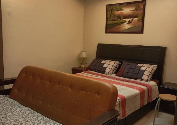 Ermita Night District Apartment | Birch Tower Condotel by Gemma