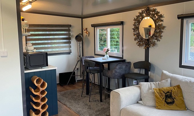 Otley Cabin | Birch Tree Lodge set in 3 Acres