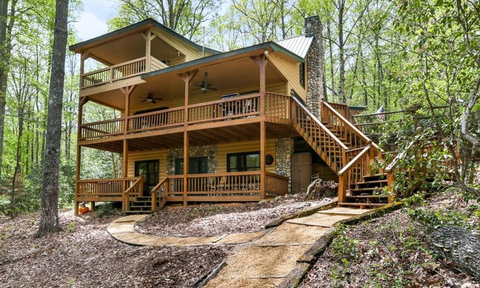 Morganton Cabin | Birdsong Lake-3rd Night Free in April. Private Lake, Hot Tub, Fire Pit