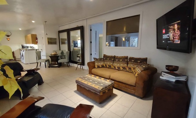 Carbondale Apartment | Bit of HEAVEN sleep 50 feet from Roaring Fork River