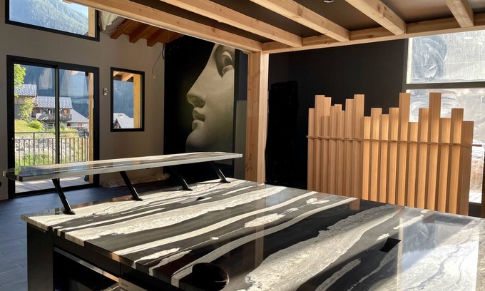 Peisey-Nancroix Ski Chalet | Black Diamond Exceptional Chalet