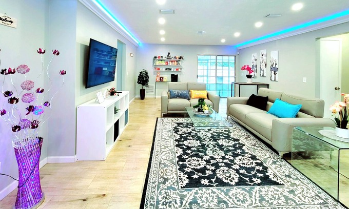 Orange Park Villa | Blairmore Villa with private swimming pool