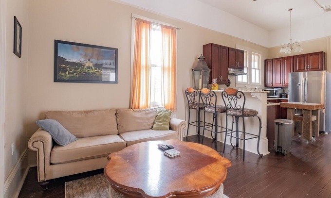 Mid-City House | Block From Streetcar To City Park, Jazz Fest, and French Quarter