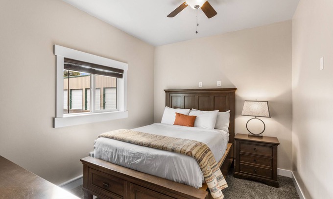 West Yellowstone Apartment | Blocks from the National Park- Yellowstone Hideaway Unit C
