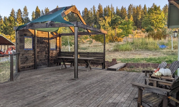 Camino Other | Blossom Ridge Farm Cabin