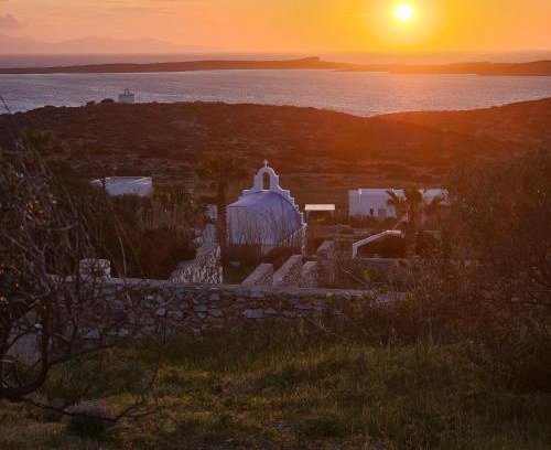Nea Cryssi Akti Apartment | Blue and White View