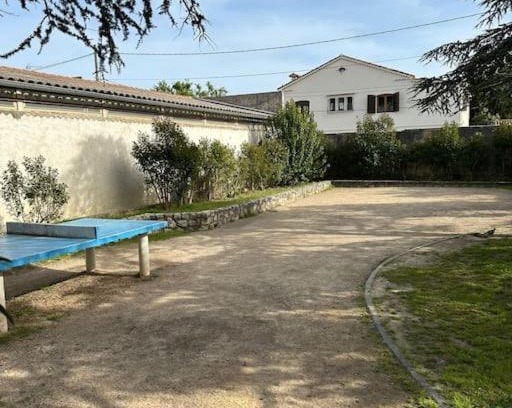 Plaine de la Brague Apartment | Blue Bay Home, tennis, piscine, boulodrome
