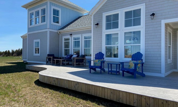 Anglo Rustico House | Blue Horizon Cottage