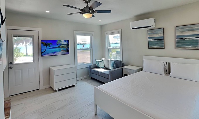 Rockport Condo | Blue Marlin #2 | Community Pool, Pier, Bay Views