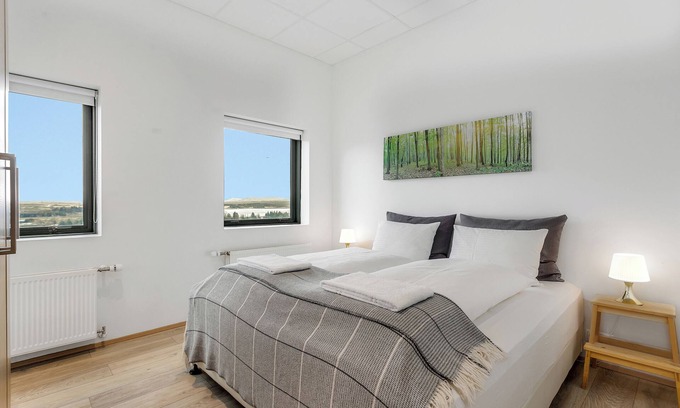 Kopavogur Apartment | Blue Mountain Apartments by Heimaleiga