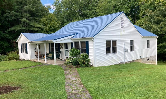 Glade Valley House | Blue Ridge Country Home - relax and experience the best of the NC countryside