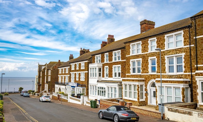 Hunstanton Apartment | Blue Skies Apartment, Hunstanton, Norfolk