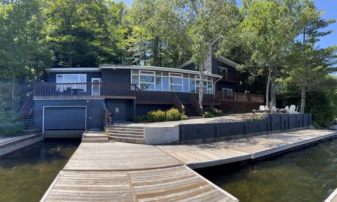 Torrance House | Blue Skies - Gorgeous sunsets off the dock!