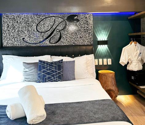 Mactan Export Processing Zone Hotel | Blue Tulip - 4mins from Mactan Airport