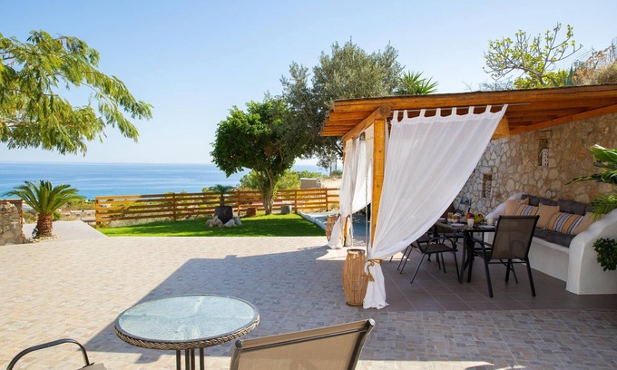 Stegna House | Blue View Stegna House