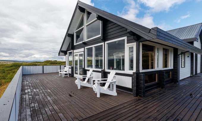 Selfoss House | Blue Viking Luxury Cabin
