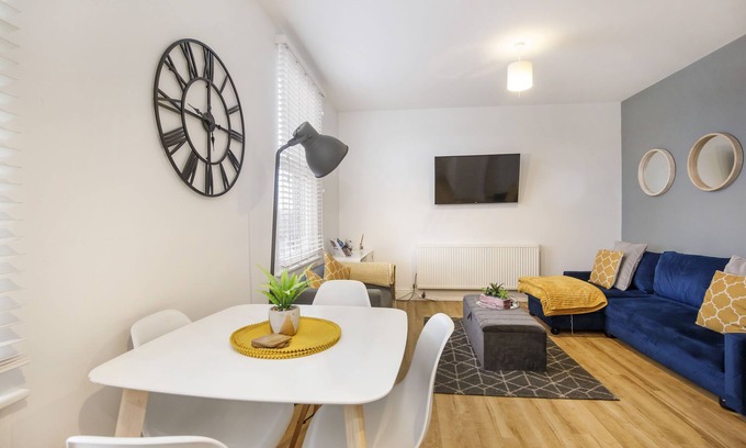 York Apartment | Bluebridge Court- Stylish city centre apartment