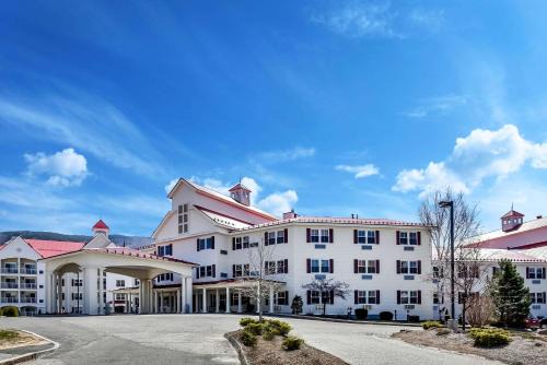Lincoln Hotel | Bluegreen Vacations South Mountain, an Ascend Collection Resort