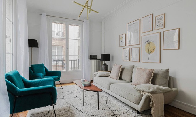 Batignolles Apartment | Blueground | Batignolles 2bd apartment