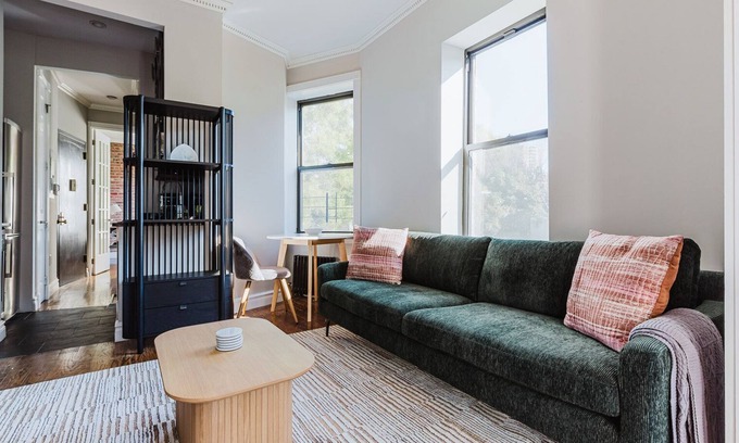 Alphabet City Apartment | Blueground | East Village, AC, w/d, nr Tompkins Sq
