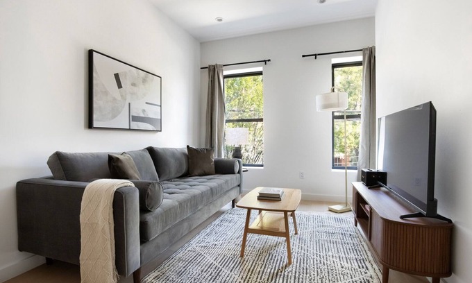 Greenpoint Apartment | Blueground | Greenpoint, view, nr McGolrick Park