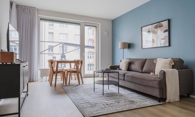 Prague 8 Apartment | Blueground | Prague 7, furnished, close to offices (PRG-29)