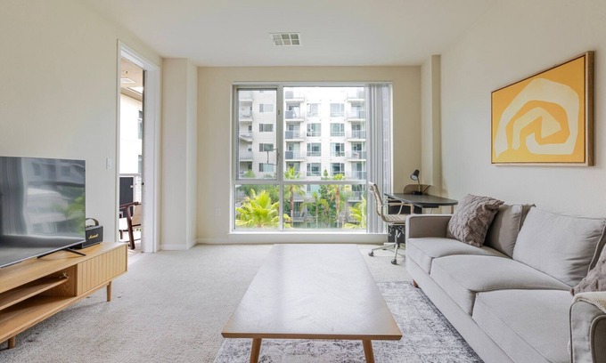 Santa Clara Apartment | Blueground | Rivermark, pool, nr Central Park
