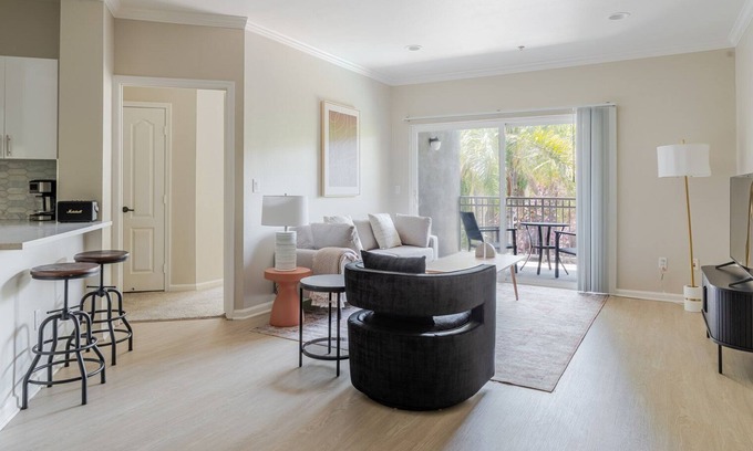 Santa Clara Apartment | Blueground | Santa Clara, jacuzzi, nr Central Park