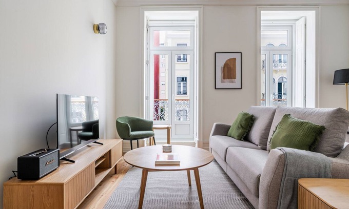 Santo Antonio Apartment | Blueground | Santo António, view, nr Parque Eduardo VII