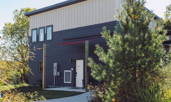 Decorah Villa | Bluffside Gardens Maple Series 8B - Pet Friendly