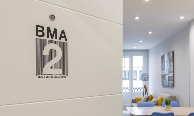 Abando Apartment | BMA2 by Forever Rentals. Deluxe 1bedroom apartment. Air conditioning and wifi.