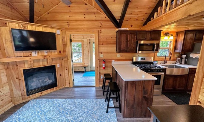 Twin Mountain Ski Chalet | BMV7 Tiny Home village near Bretton Woods