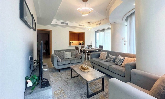 Downtown Dubai Apartment | bnbme | Downtown Apt | City View, Walk to Burj Khalifa