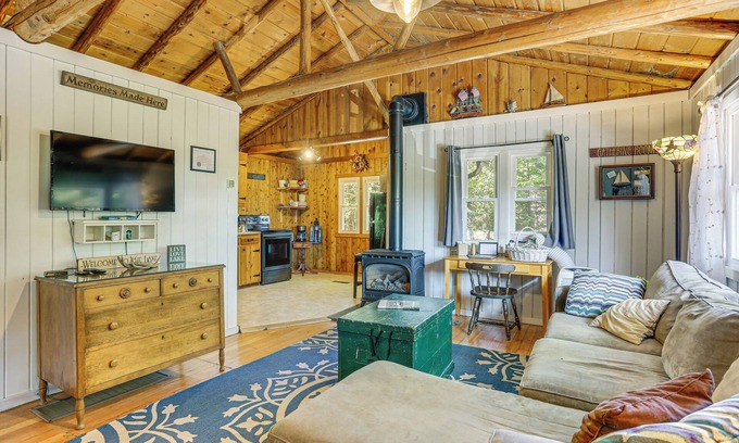 Greentown House | Boat, Hike & Fish: Rustic Greenwood Retreat