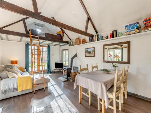 Frant House | Bohemia Cottage
