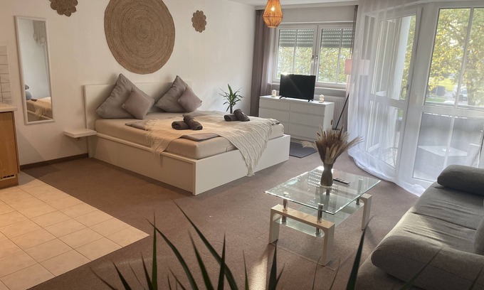 Freilassing Apartment | Boho Apartment mit Eigenem Tiefgaragen Parkplatz