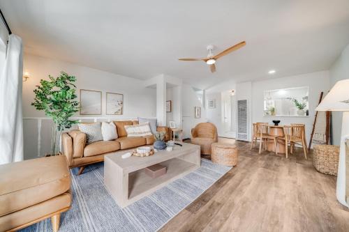 Crown Point House | BoHo Beach House Walk to the Sand