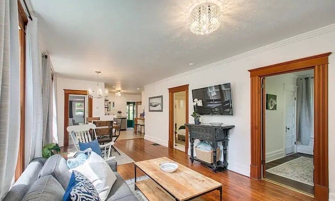 East End House | Boise-Northeast-Historic-central location