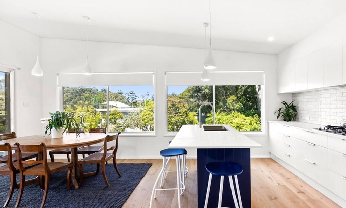 Mollymook Beach House | Bombora Pearl in Mollymook