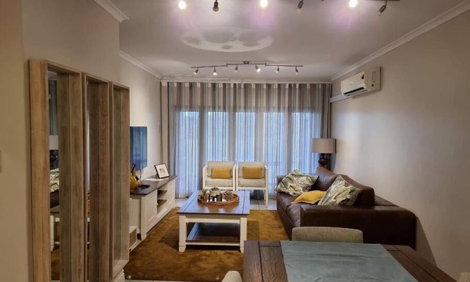 Shelly Beach Apartment | Bondi Beach Villa