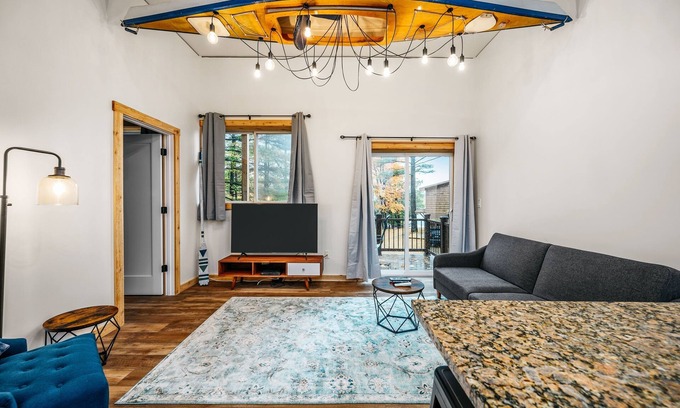 Mayfield Condo | Bonfires | Beach | Fall Colors | Spider Lake!