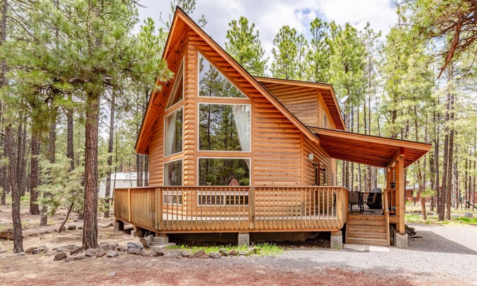 Williams Cabin | Book now for Snow! Raccoon Ranch
