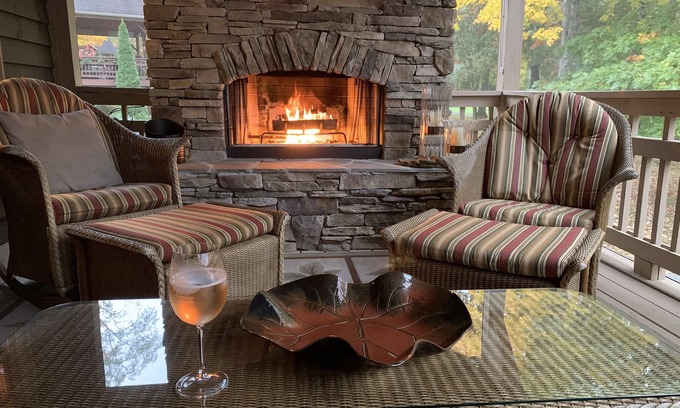 Cullowhee House | BOOK NOW & SAVE! Relax in the Mountains, Fireplaces & Waterfalls