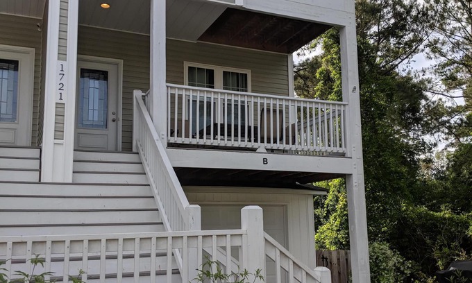 Carolina Beach House | Book SUMMER 25 now! Short stays available. Discount for weekly stays.