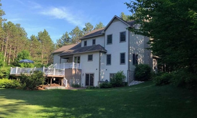Empire House | Book The Timber Lodge for summer 2026 now!
