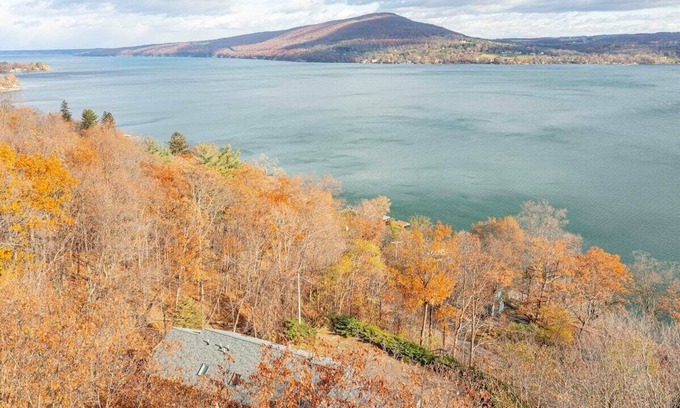 Naples House | Bopple Hill Lodge - Modern Cabin with Lake View