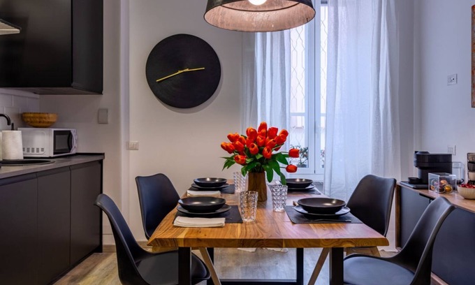 Rione XIV Borgo Apartment | Borgo Vittorio 20 Vatican Home