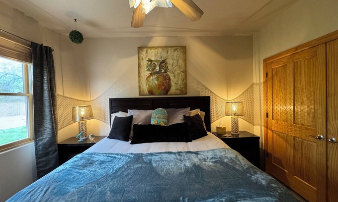 Albuquerque House | BOSQUE OASIS 2.5 Miles from Balloon Fiesta Park