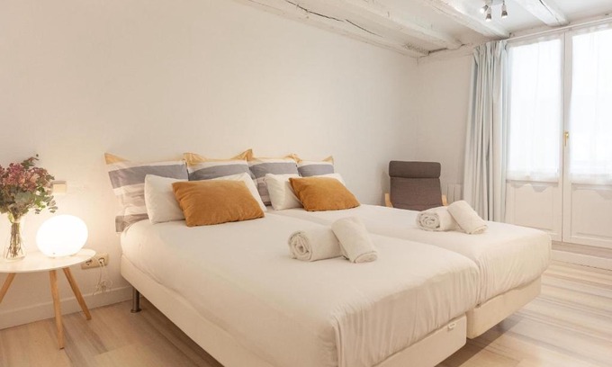 Old Town Apartment | Boulevard 26